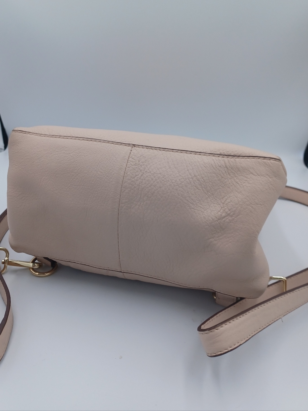 Antonio Melani Freeport Leather Backpack - Picture 8 of 9